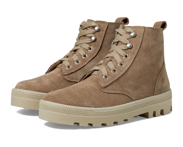 Naot Canoe Boot